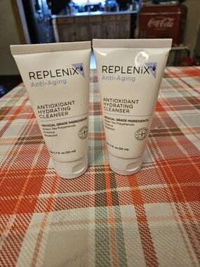 Replenix Anti-Aging Antioxidant Hydrating Cleanser Lot Of 2